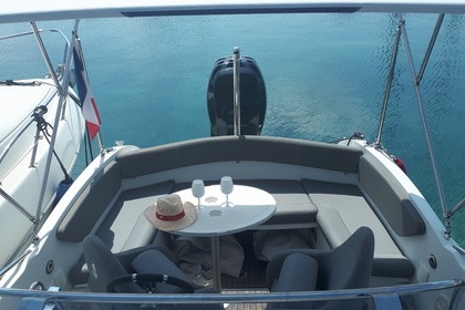 Bénéteau 750 sundeck