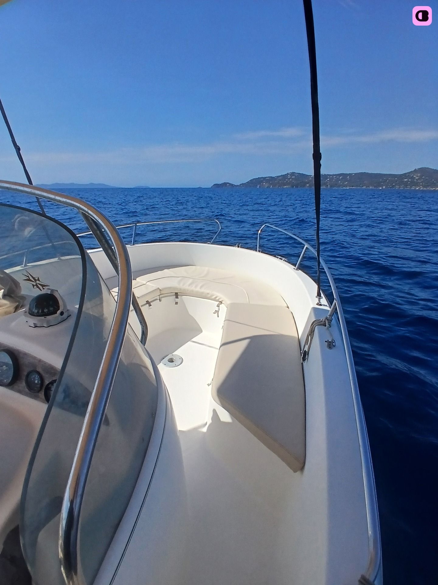 Bateau à moteur Jeanneau Cap Camarat 625 135cv 4
