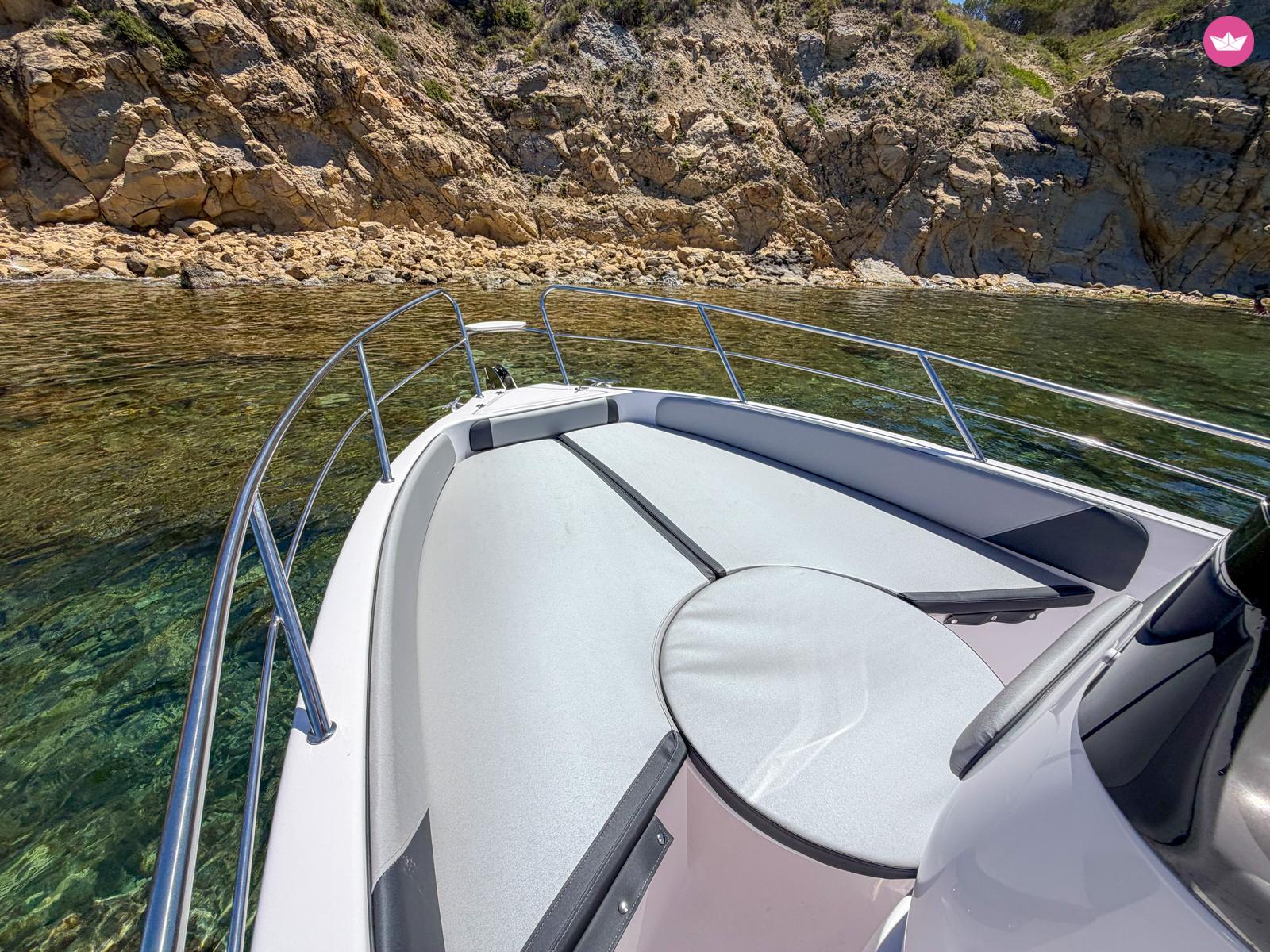 Bateau à moteur Bluline 21 150cv 5