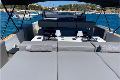 De Antonio D33 Open "Seea One" Motor Yacht Rental in Eivissa, Illes Balears