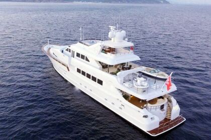 Noleggio Yacht Custom 42m Yalıkavak