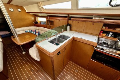 Location Voilier JEANNEAU SUN ODYSSEY 36I Saint-Mandrier-sur-Mer