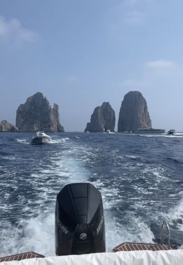 Sorrento RIB ITALIAMARINE PORTOFINO 28 alt tag text