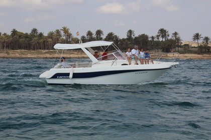 Barco con Patrón-Guía. Gasolina incluida en el precio !!