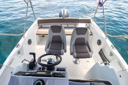 Location Bateau à moteur Jeanneau Cap Camarat 6.5 Cc Korčula