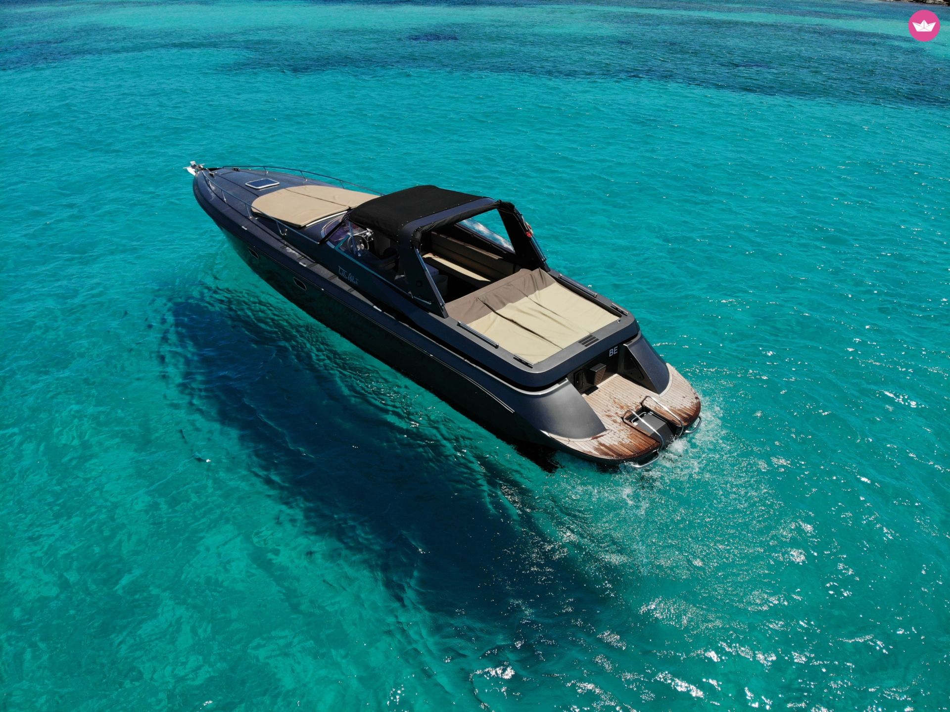 Motorboat Tullio Abbate 42 for hire