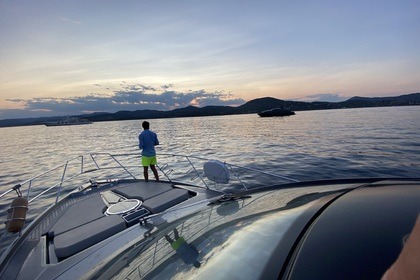 Cranchi M44 HT, the clever cruising