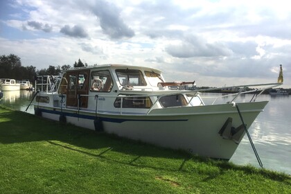 Charter Houseboat Palan C 950 (Biroubelle) Woubrugge