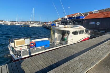 Hyra båt Motorbåt Swiftcat Catamaran Björkö