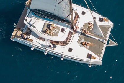 Hire Catamaran Bavaria Nautitech 40 Open Valencia