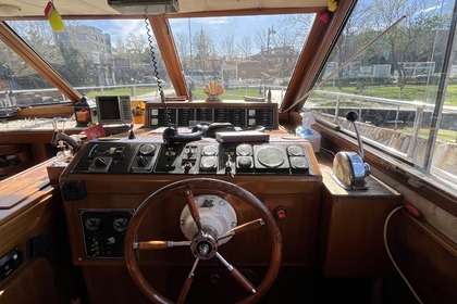 Exclusive Yacht Charter Options Awaits You