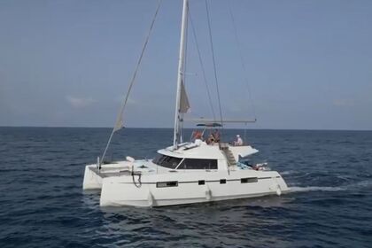 Charter Catamaran Bavaria Nautitech 46 fly Dénia