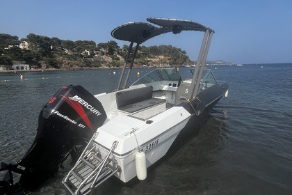 Location Bateau à moteur Mach 1 Spoiler Les Sablettes
