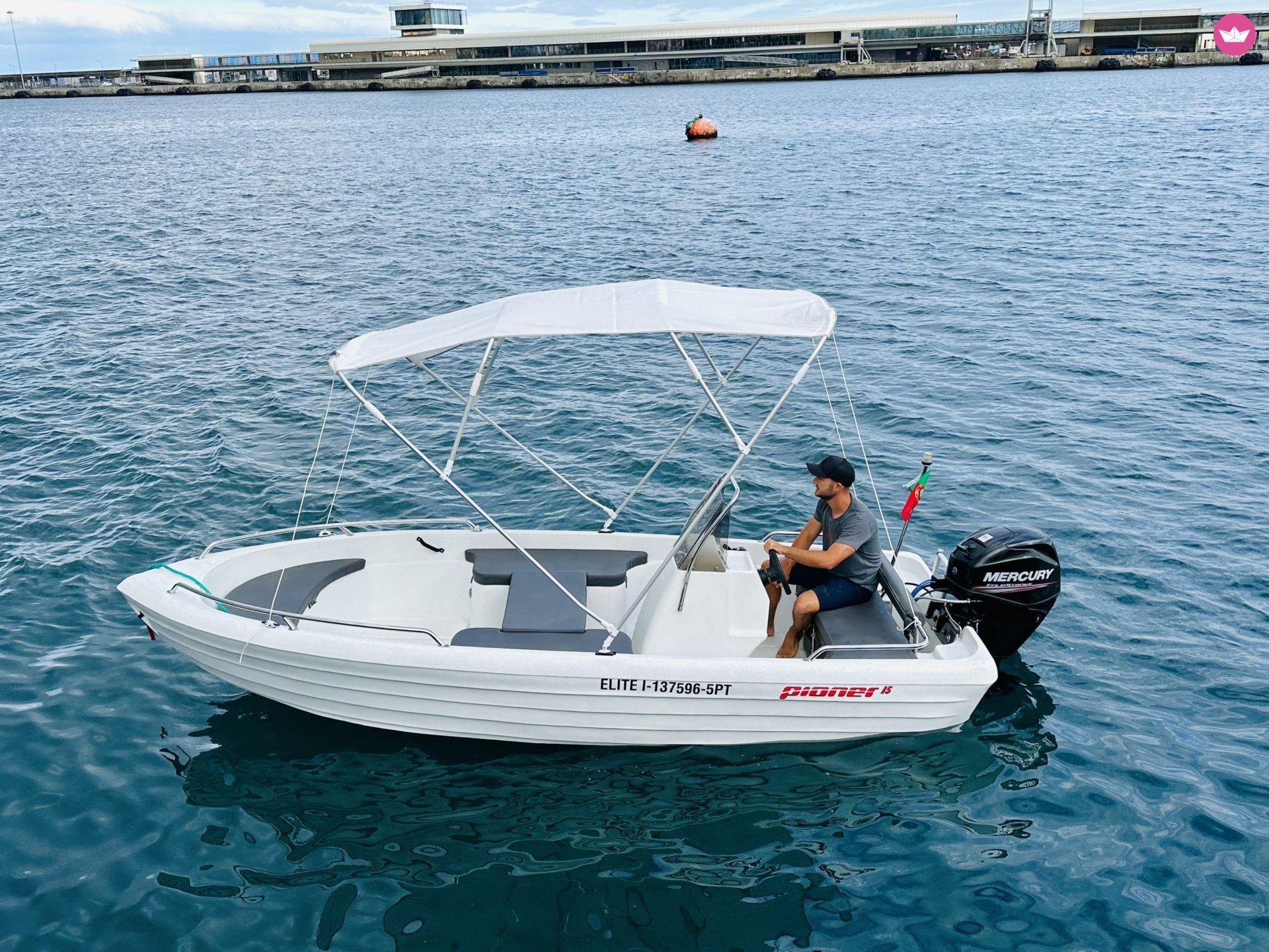 Bateau à moteur Pioner 15 all round 25cv