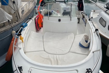 Rental Motorboat Janneau cap Camara Menton Garavan