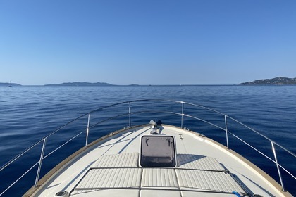 Vedette  luxueuse Fly bridge 12 m bi moteur