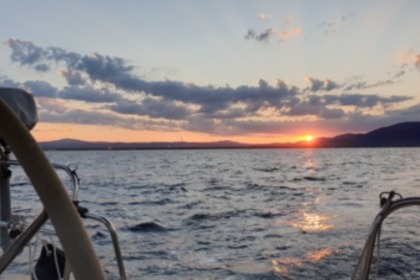 Tuscany sailboat housing & cruising