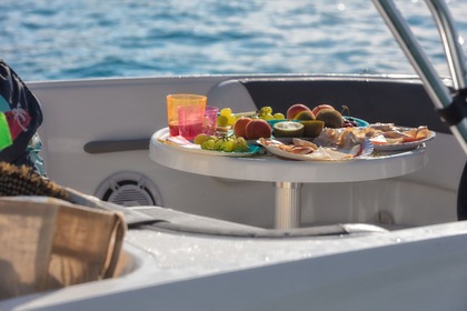 Beautiful boat without a license!