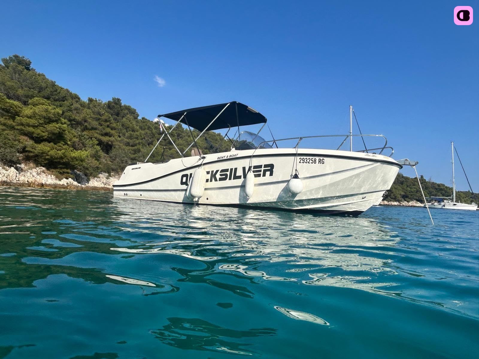 Bateau à moteur Quicksilver 755 open 300cv 3