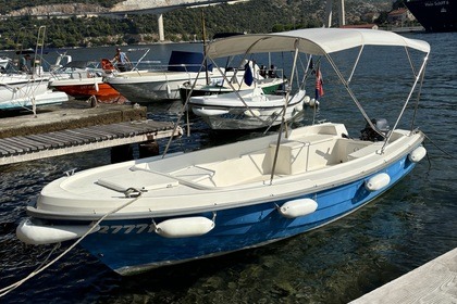 Charter Boat without licence  Fortis Fun traditional boat pasara Dubrovnik