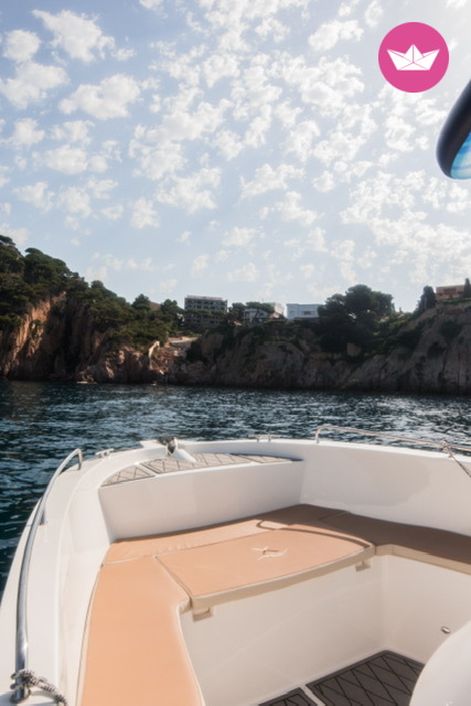Bateau à moteur Astilux ax 900 open 400cv 5