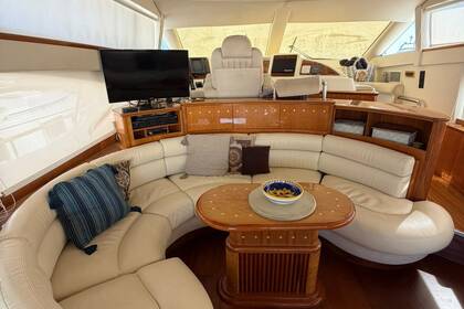 Location Yacht à moteur Azimut 58 flybridge Glyfáda