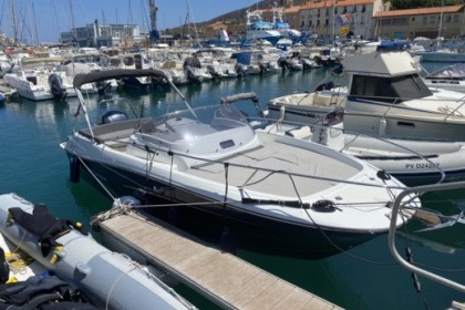 Charter Motorboat Jeanneau CAP CAMARAT 7.5 WA Port-Vendres