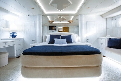 M/Y Dream. Daily Cruises and Charter