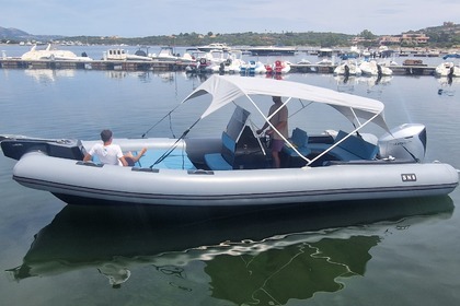 Hyra båt RIB-båt Bwa SN8 Porto Rotondo