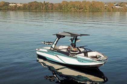 Alquiler de barcos en Morges - modelo Centurion RI245