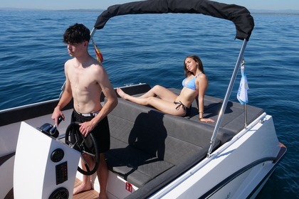 Maxima 640 (Licencia de navegación) NEW 2024-10PAX