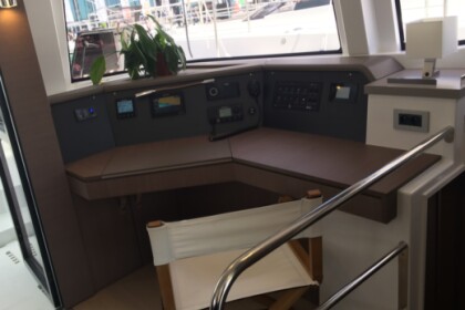 Catamaran  “ Roma” Bali 4.6