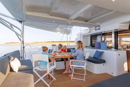 Catamarano Lagoon 46