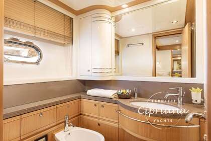 Charter Motor yacht Ferretti 830 Hard-top Split