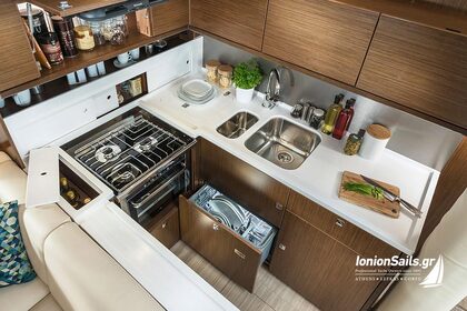 Friends - Bavaria C57