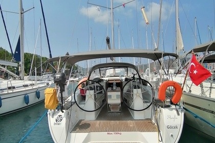 Charter Sailboat BAVARIA Cruiser 40 Fethiye