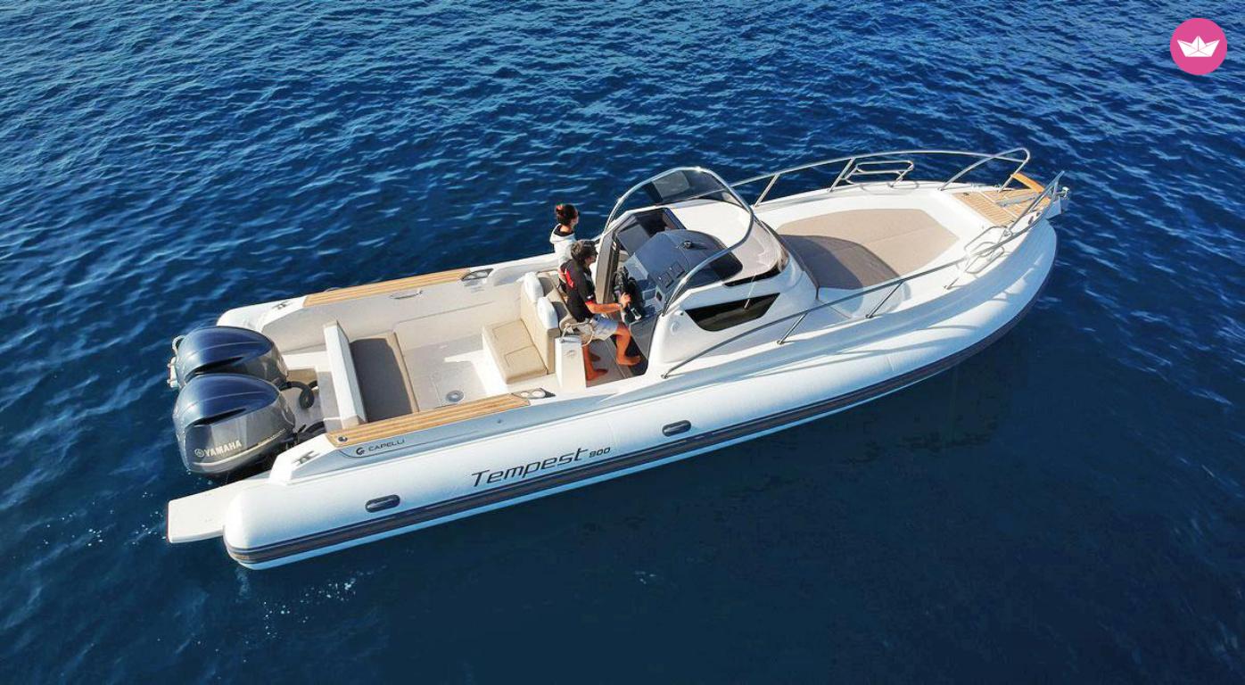 Semi-rigide Capelli Capelli Tempest 900 500cv