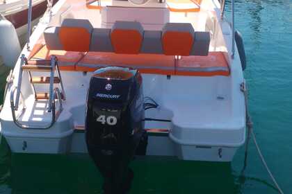 Rental Motorboat Scar next 195 senza patente 7 posti Scar next 195 Salerno
