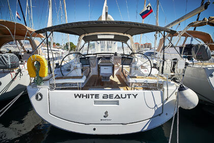 Miete Segelboot Bénéteau Oceanis 41.1 Biograd na Moru