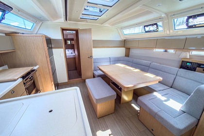 Hyra båt Segelbåt Bavaria Yachtbau Bavaria Voyager 45 Pula