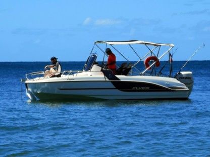 Location Bateau à moteur Beneteau Flyer  6.10 Sun Deck Le Marin