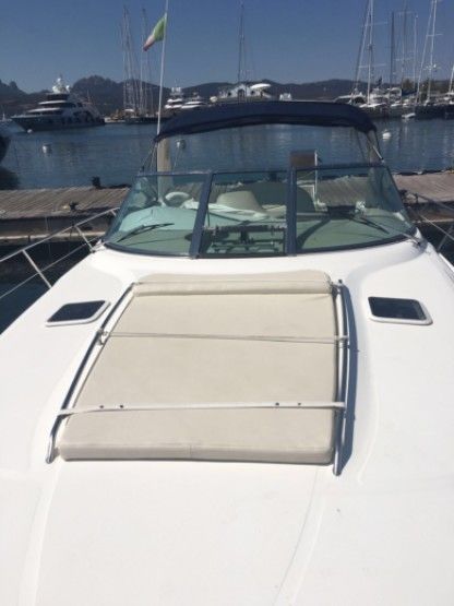 Charter Motorboat Sea Ray 455 Sundancer Porto San Paolo