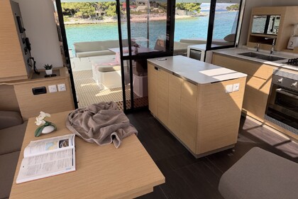 Hyra båt Katamaran Fountaine Pajot Fountaine Pajot Aura 51 - 5 + 1 cab. Trogir