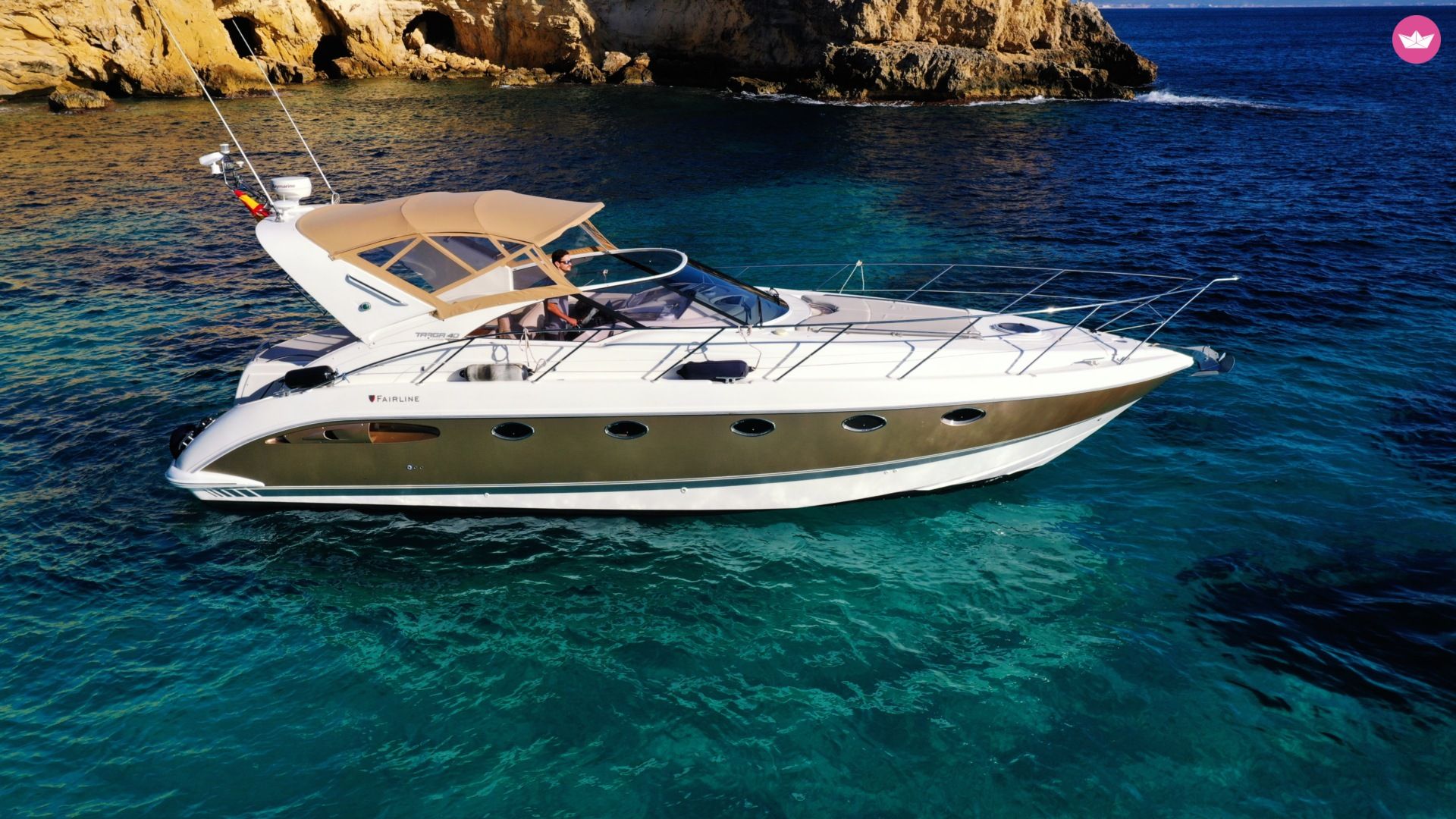 Bateau à moteur Fairline Targa 40 570cv 7
