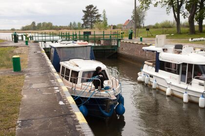 Vistula Cruiser 30 - idealna barka na rejs po Kanale Elbląskim