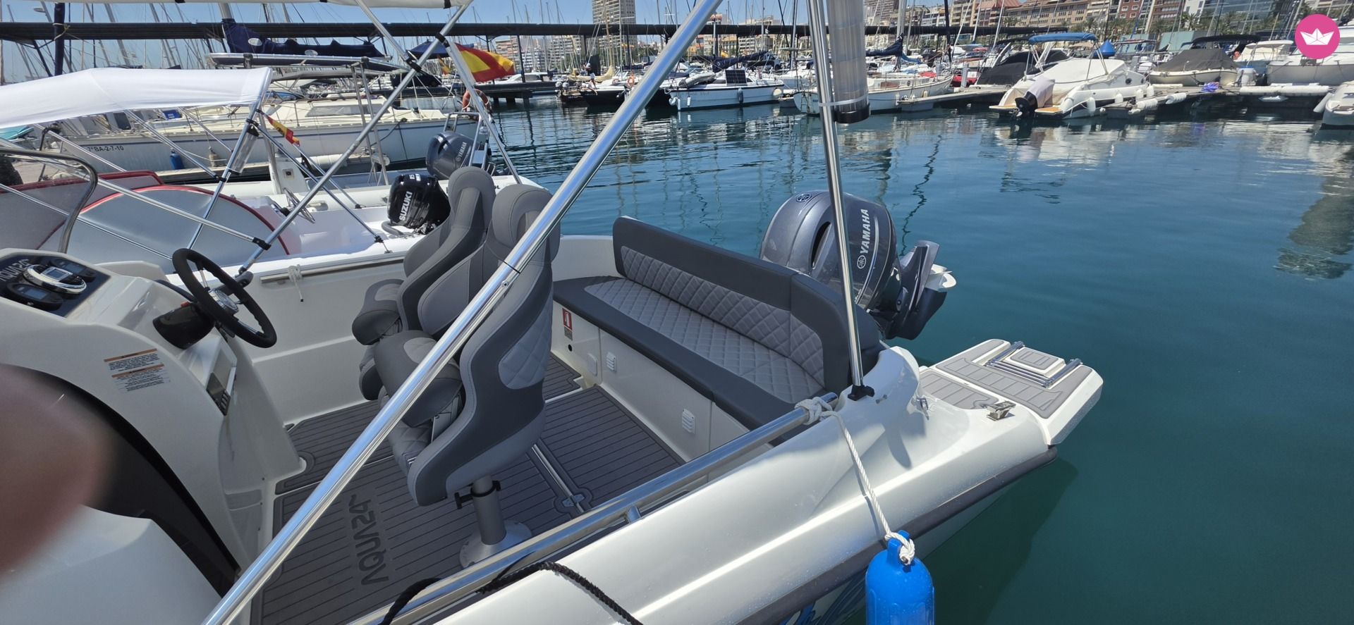Bateau à moteur Aqua Aqua 100cv 4