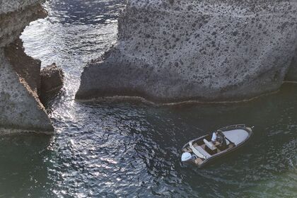 BOAT RENTAL- LICENSE FREE