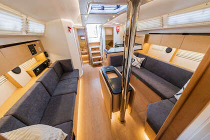 Hyra båt Segelbåt Hanse Yachts Hanse 410 Šibenik