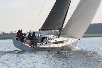 Miete Segelboot Beneteau First 40.7 Marseille