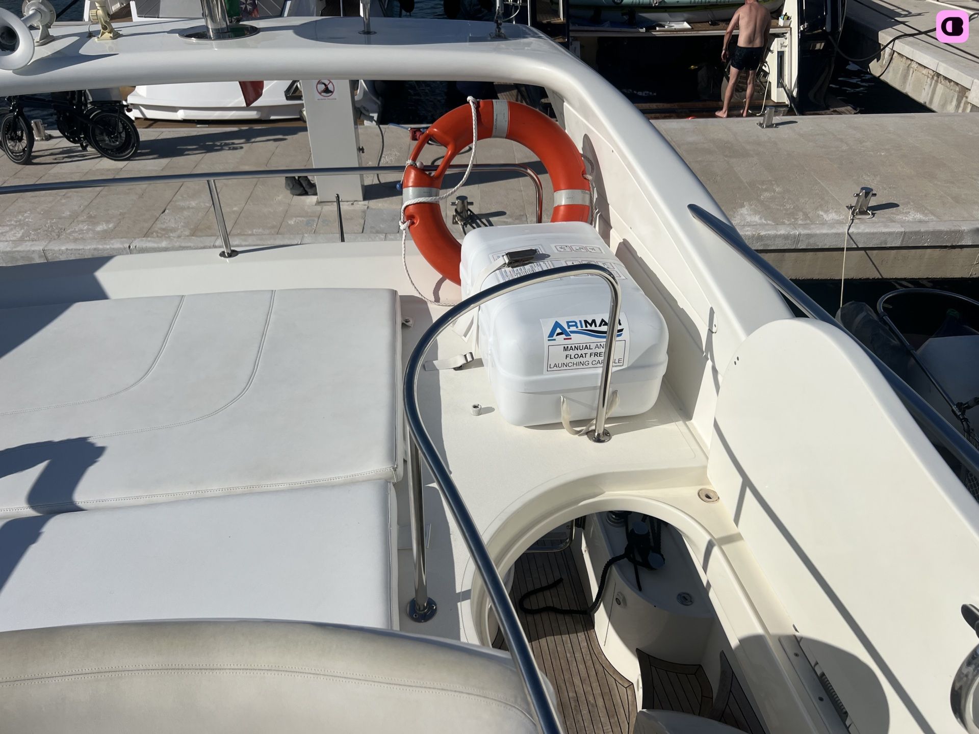Bateau à moteur AZIMUT YACHTS 46 1000cv 5